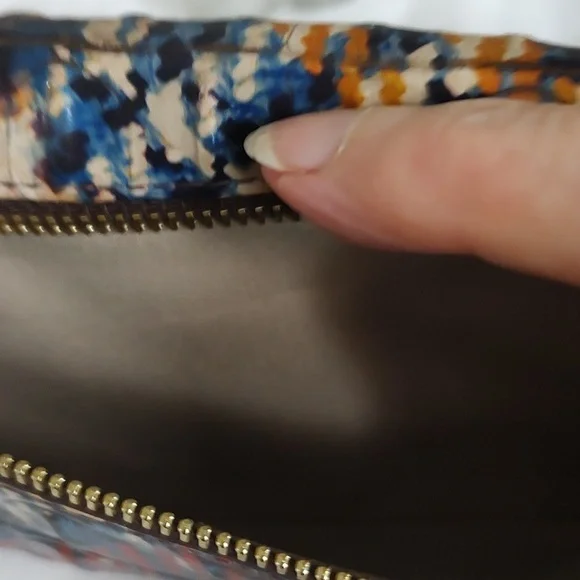 Brahmin Wallet - Picture 6 of 10